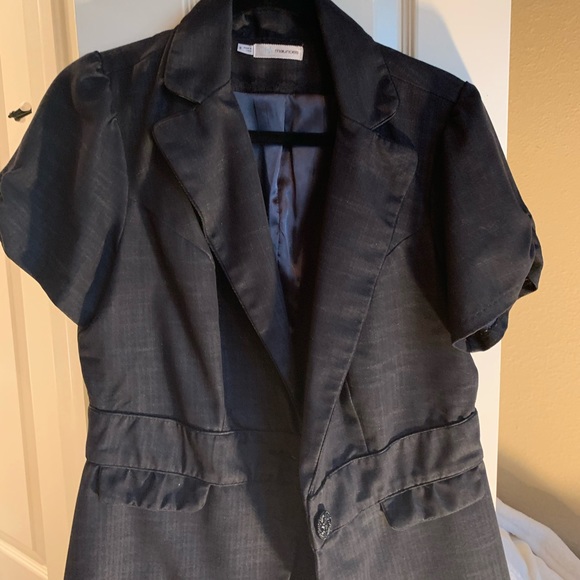 Dress Blazers and Jackets - Picture 2 of 15